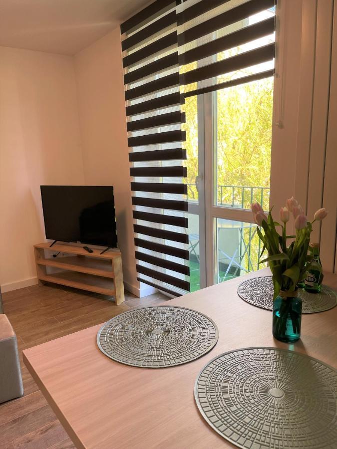 Al-Dom Apartamenty Apartament Zaciszny コウォブジェク エクステリア 写真